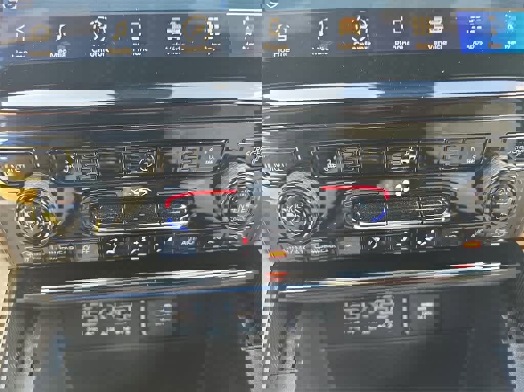 New 2024 Jeep Grand Cherokee Limited 4xe image 31