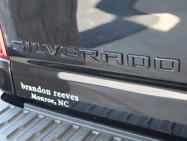 Used 2022 Chevrolet Silverado 2500 LTZ w/ LTZ Plus Package AWD/4WD image 58