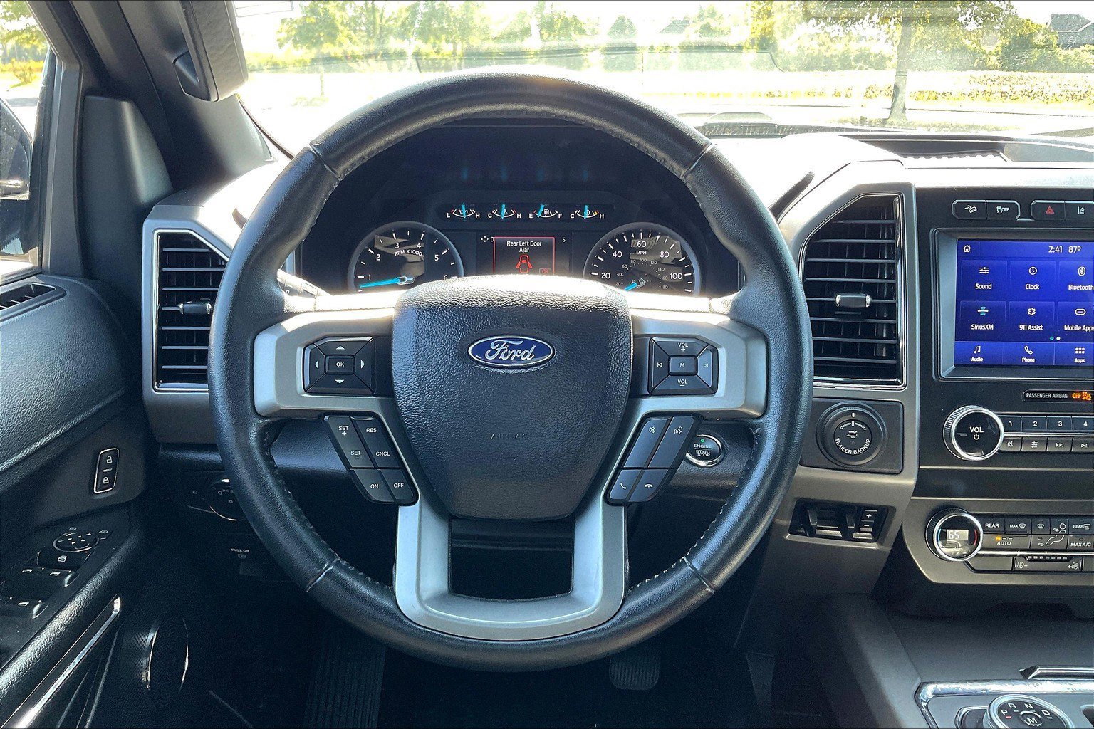 Used 2021 Ford Expedition XLT image 5