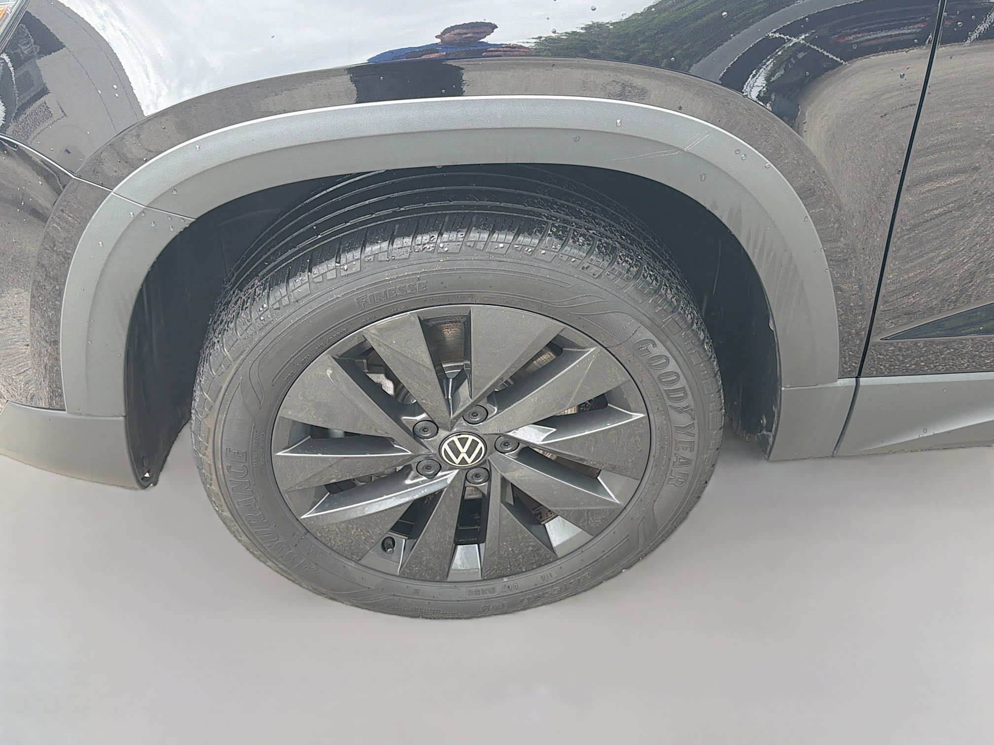 Certified 2023 Volkswagen Taos S image 35