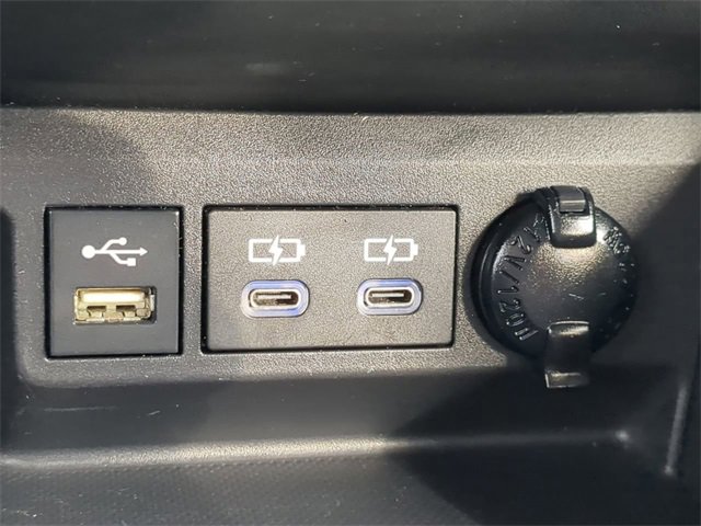 Used 2022 Toyota Highlander XLE image 21