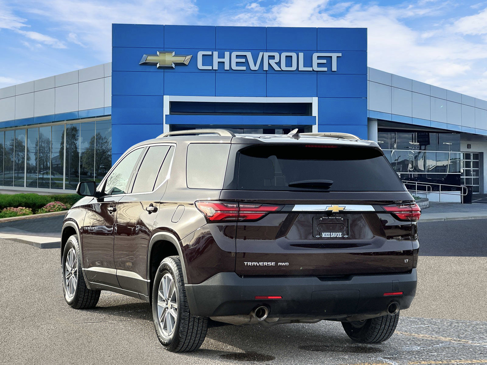 Certified 2023 Chevrolet Traverse LT AWD/4WD image 3