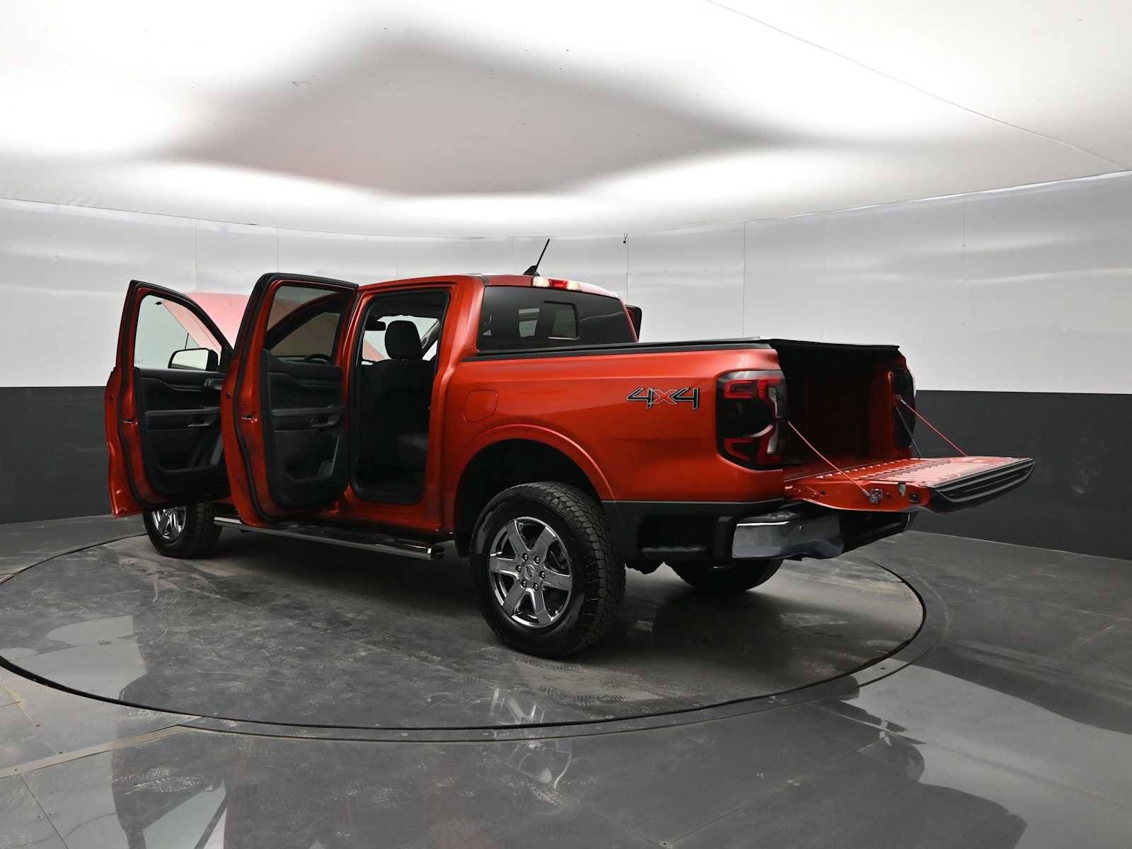 Used 2024 Ford Ranger XLT w/ Equipment Group 301A High AWD/4WD image 47