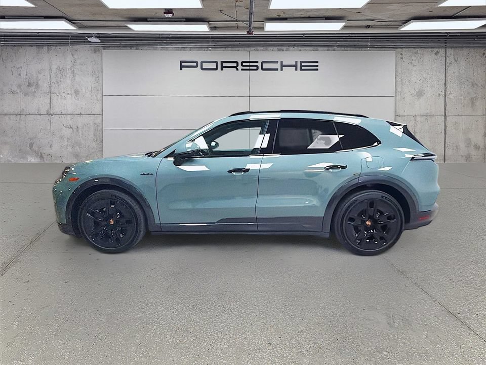 New 2026 Porsche Cayenne Electric AWD/4WD image 2