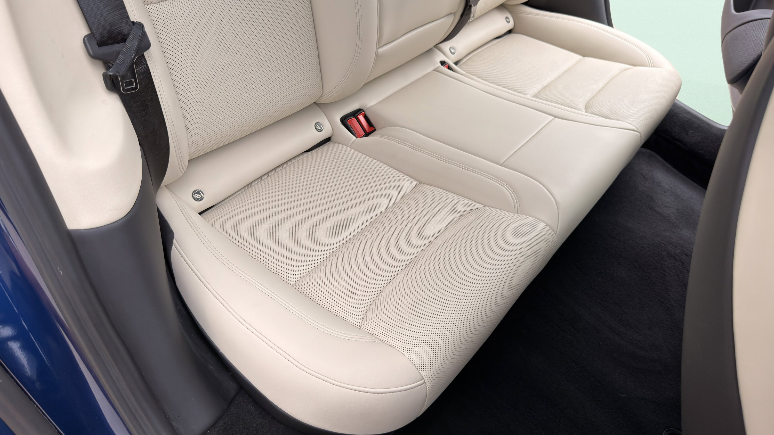 Used 2025 Tesla Model S image 44