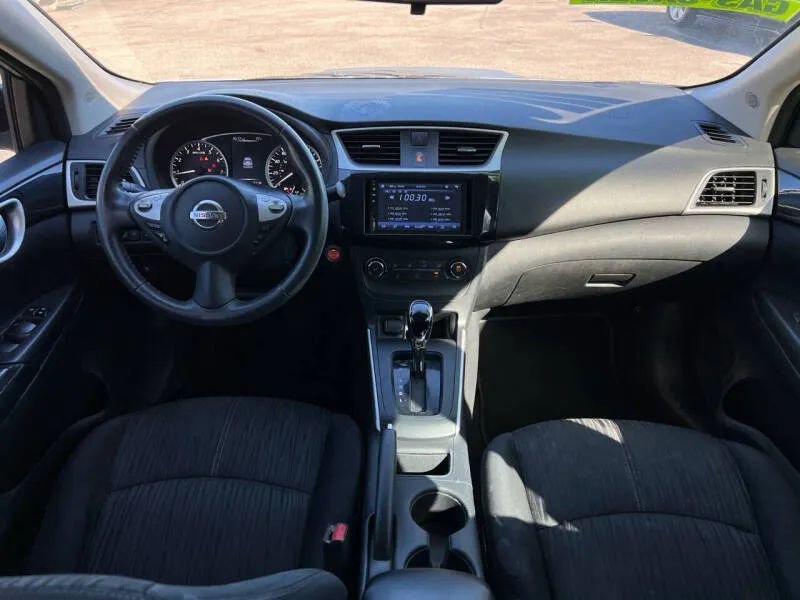 Used 2016 Nissan Sentra SV image 15