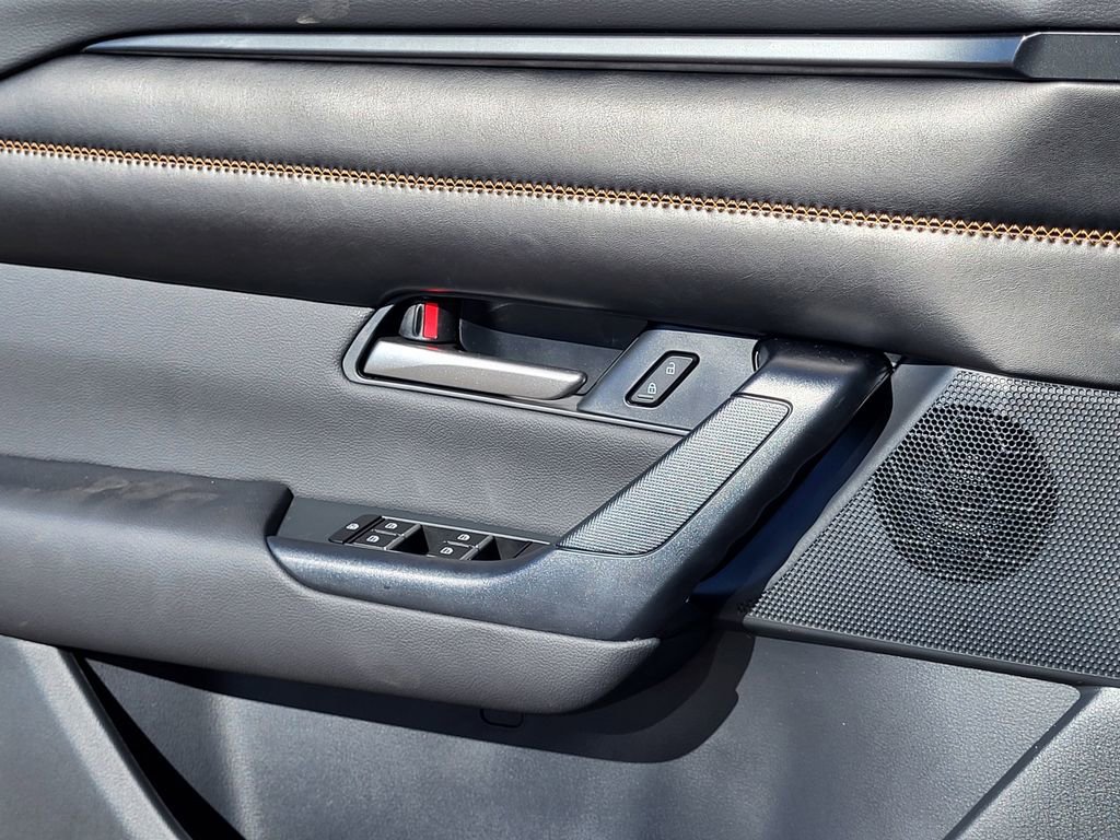 New 2026 MAZDA CX-50 AWD 2.5 Hybrid w/ Cargo Package image 16