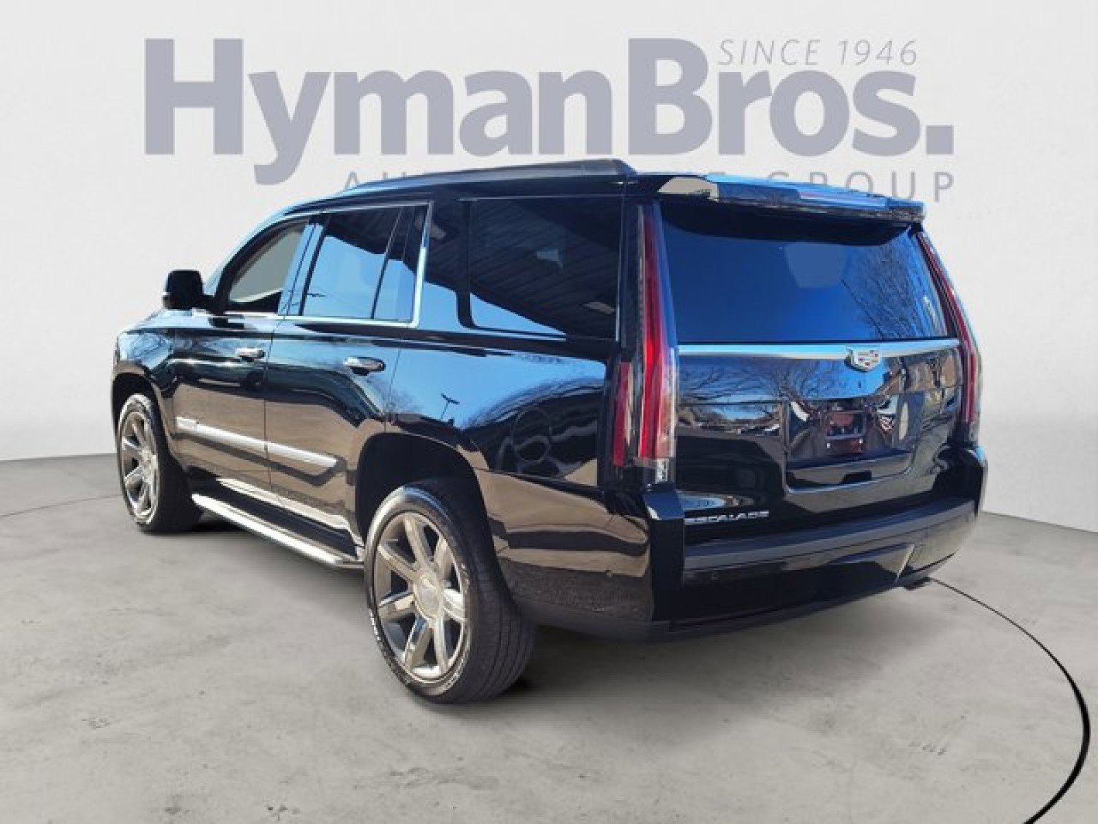 Used 2019 Cadillac Escalade Luxury image 5