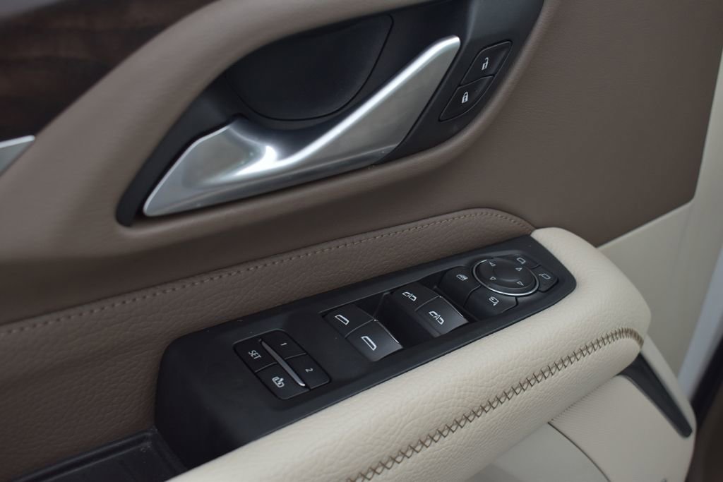 Used 2022 GMC Yukon Denali w/ Max Trailering Package image 14