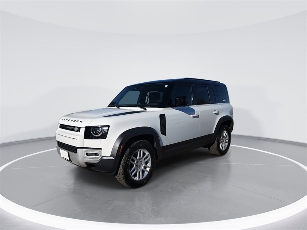 Used 2025 Land Rover Defender 110 S image 4