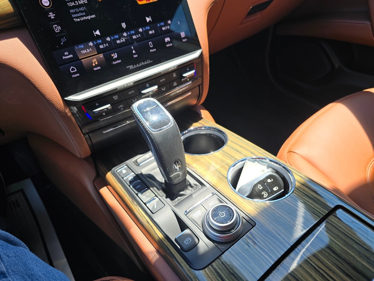 Used 2021 Maserati Quattroporte S Q4 AWD/4WD image 8