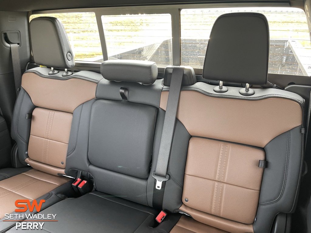 New 2026 Chevrolet Silverado 3500 High Country w/ Technology Package image 28