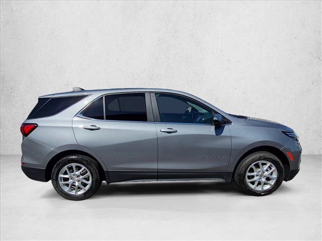 Used 2024 Chevrolet Equinox LT AWD/4WD image 4
