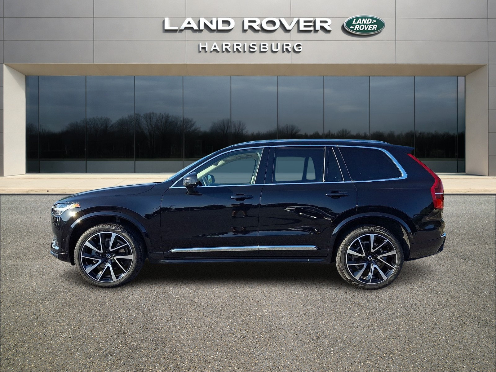 Used 2023 Volvo XC90 B6 Plus w/ Protection Package Premier AWD/4WD image 3