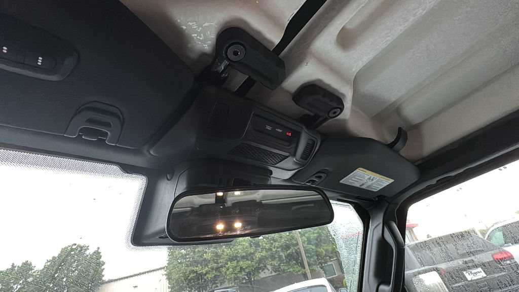 Used 2024 Jeep Wrangler Unlimited AWD/4WD image 25