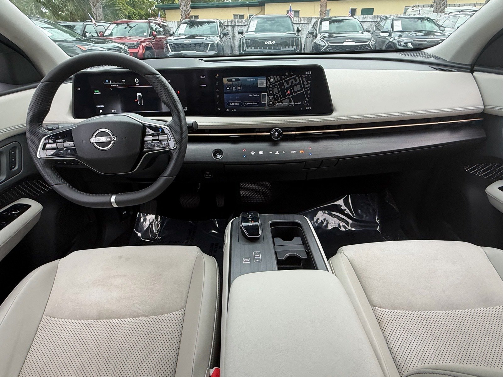 Certified 2025 Nissan Ariya AWD image 14