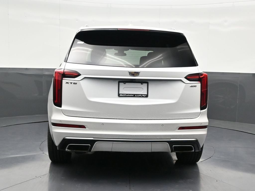 Used 2023 Cadillac XT6 Premium Luxury image 4