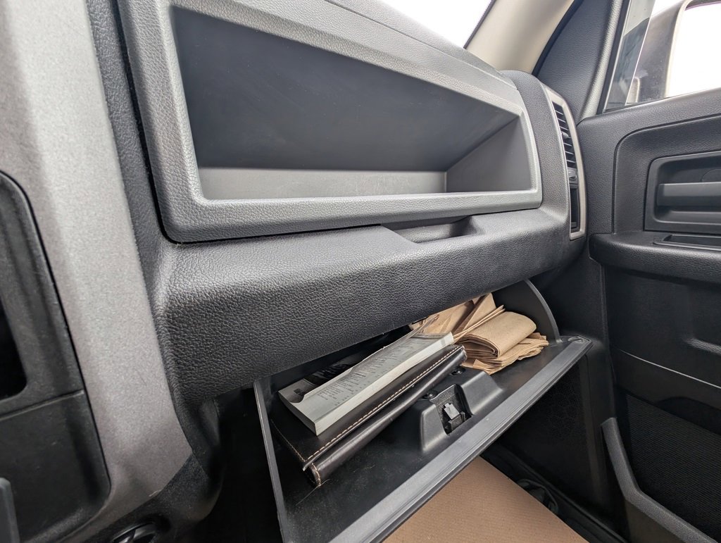 Used 2014 RAM 1500 Express image 31