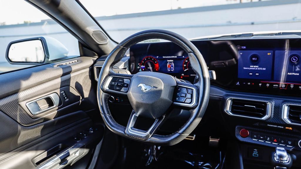 Used 2025 Ford Mustang Premium RWD image 18