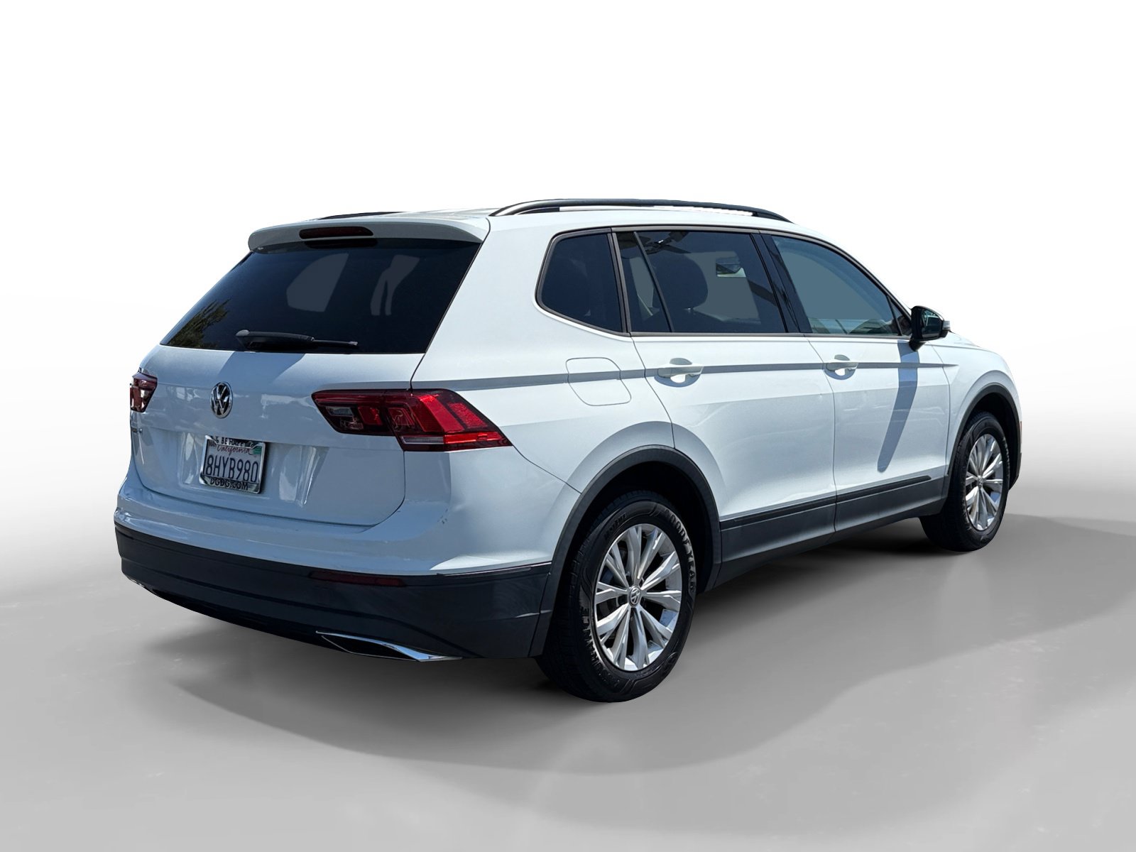 Used 2019 Volkswagen Tiguan S FWD image 5