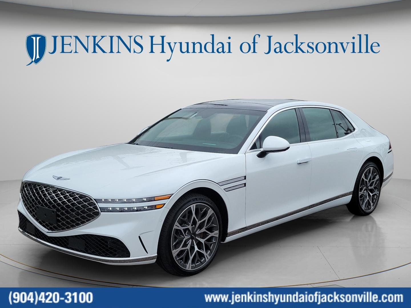 Used 2025 Genesis G90 3.5T AWD/4WD image 10