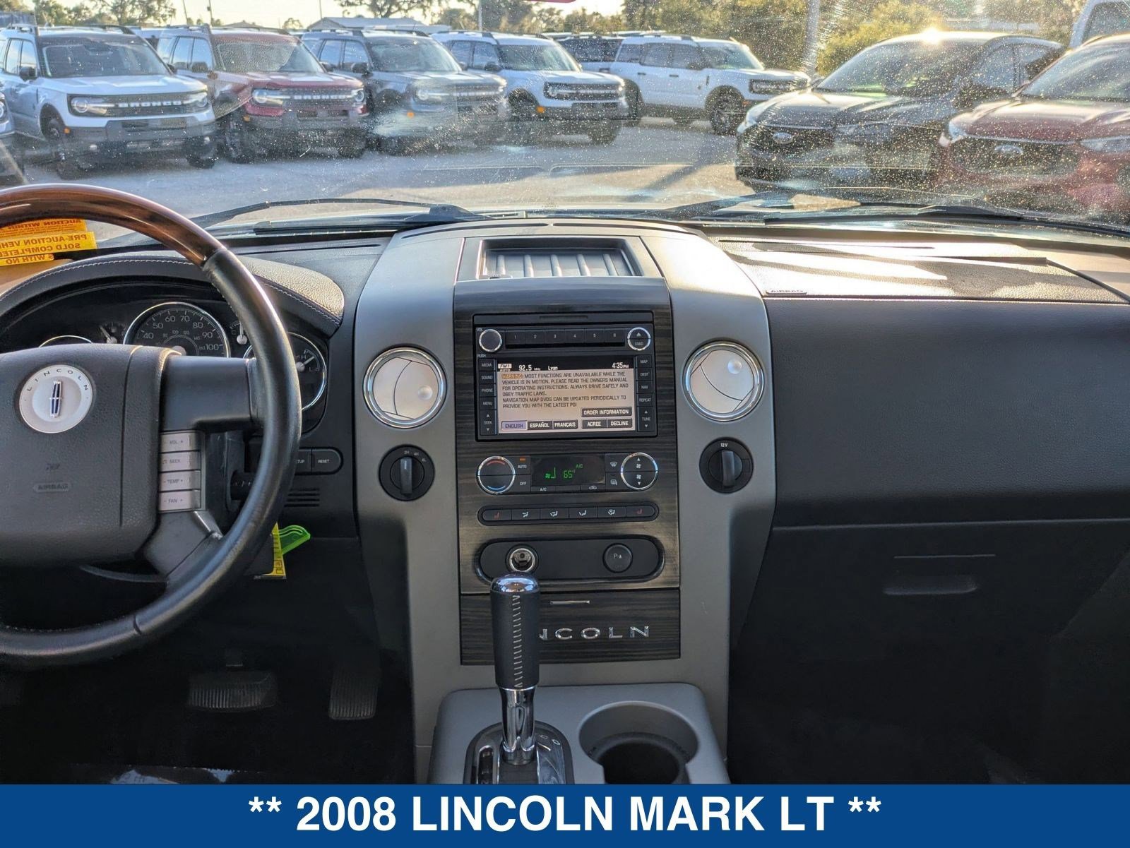 Used 2008 Lincoln Mark LT 4x4 image 17