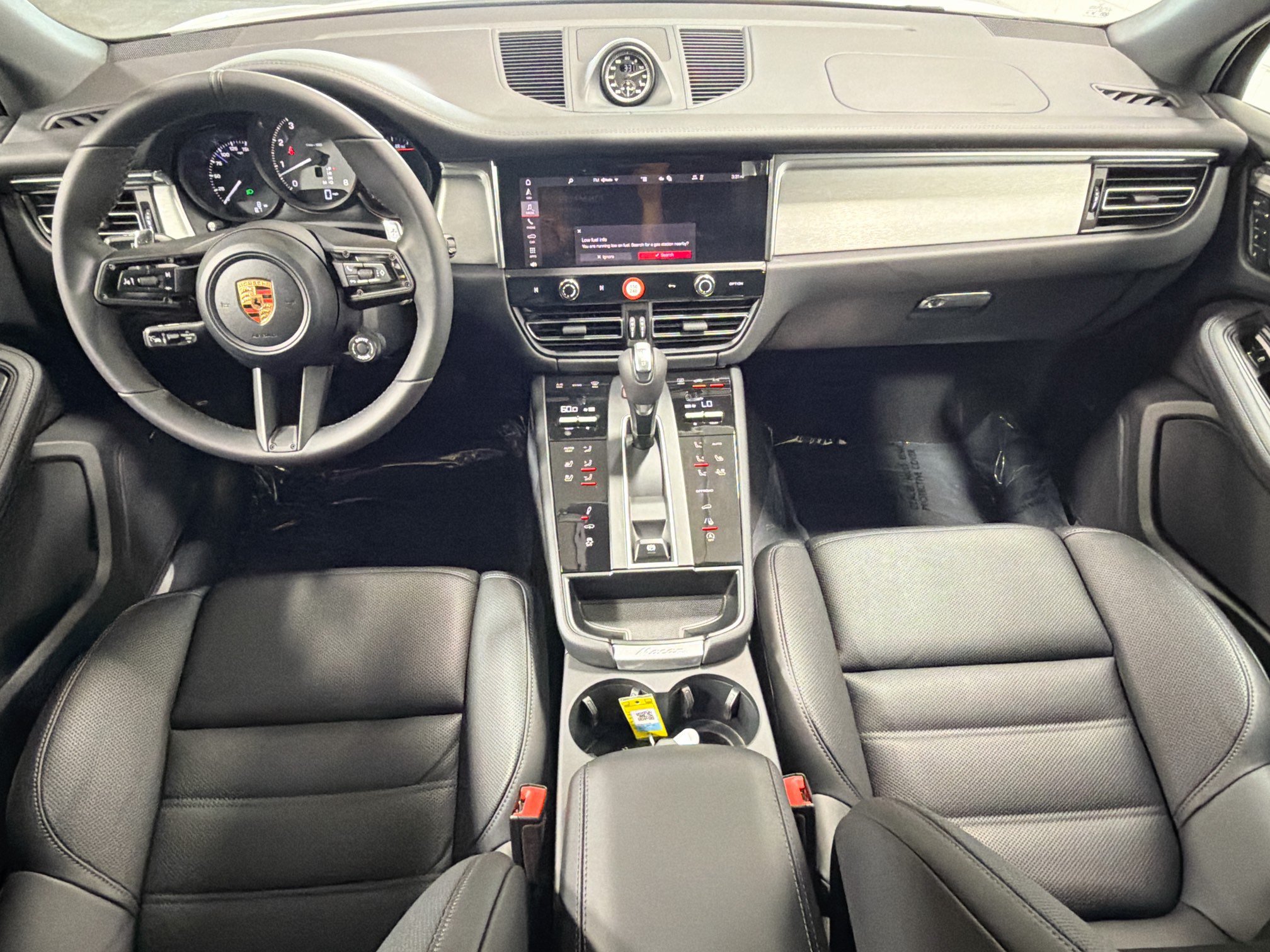 Certified 2026 Porsche Macan S AWD/4WD image 16