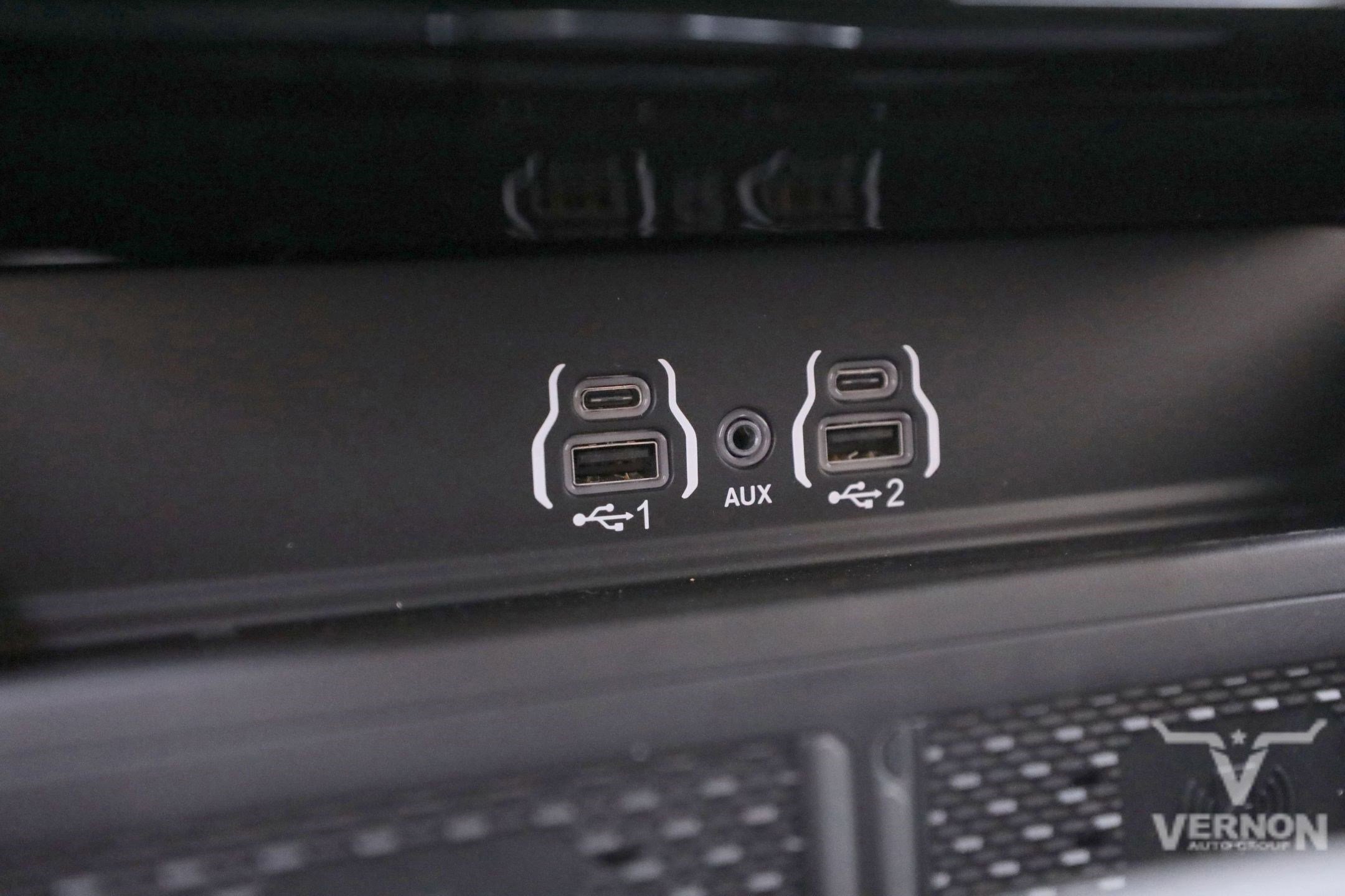 New 2025 RAM 3500 Laramie image 30