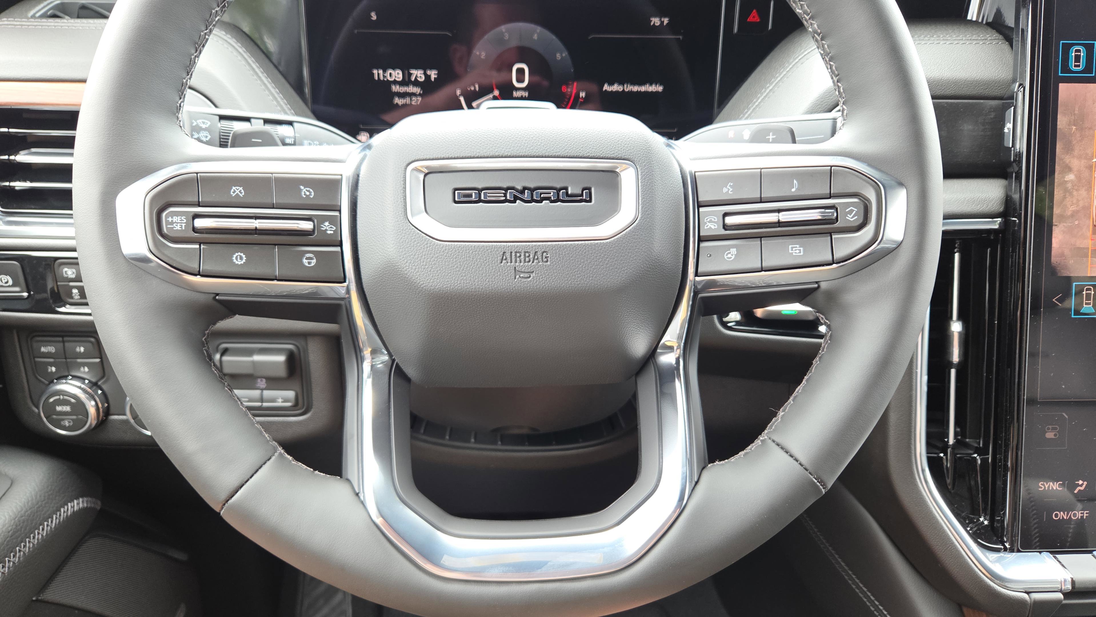New 2026 GMC Yukon XL Denali w/ Denali Reserve Package AWD/4WD image 28