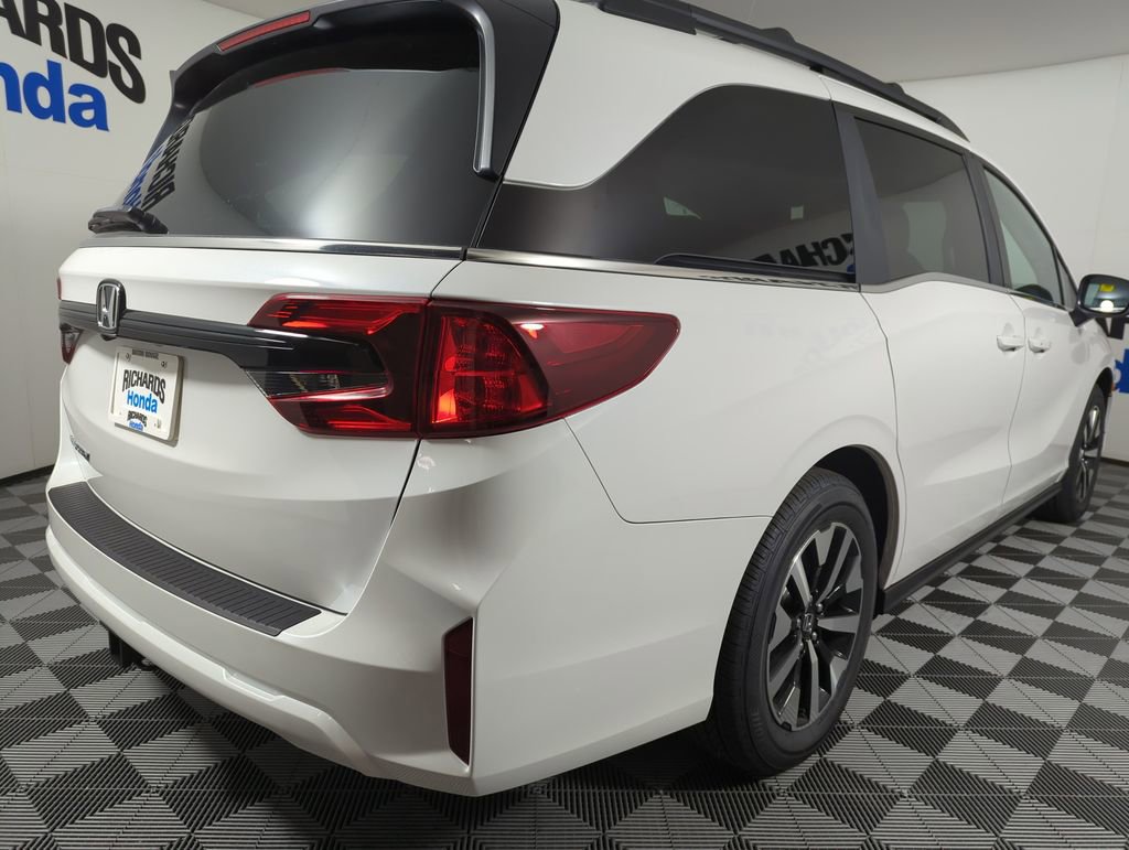 New 2026 Honda Odyssey EX-L image 5