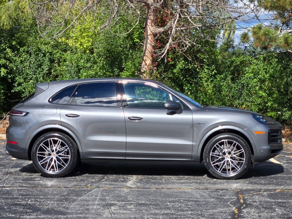New 2026 Porsche Cayenne E-Hybrid image 8