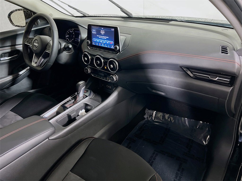 Used 2025 Nissan Sentra SR w/ Midnight Edition image 25