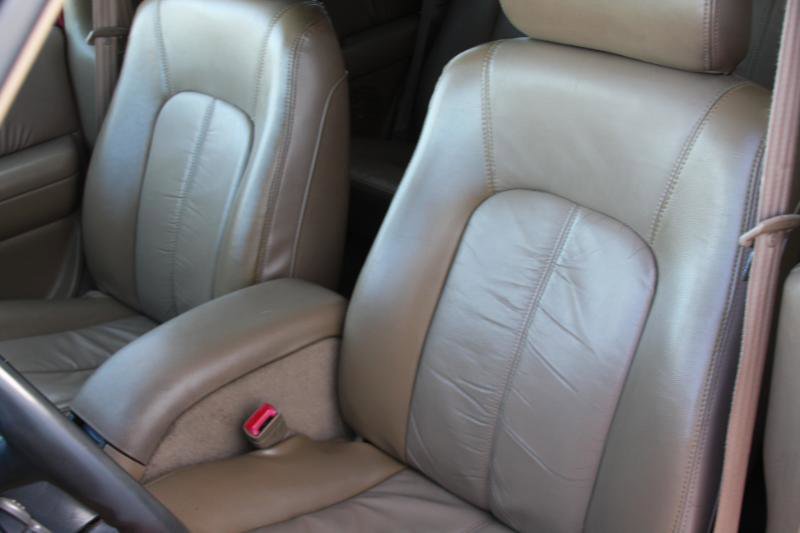 Used 2000 Oldsmobile Bravada AWD w/ Convenience Pkg I image 32