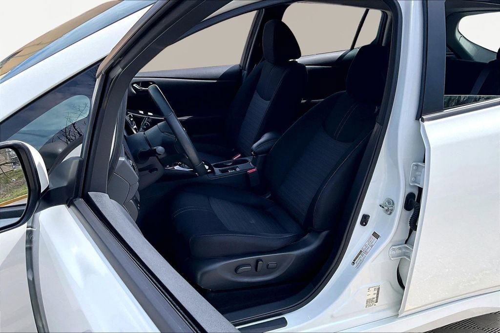 Used 2019 Nissan Leaf SV w/ SV Technology Package image 25