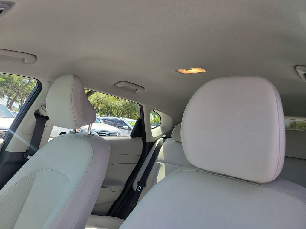 Certified 2024 Hyundai Kona SEL FWD image 22