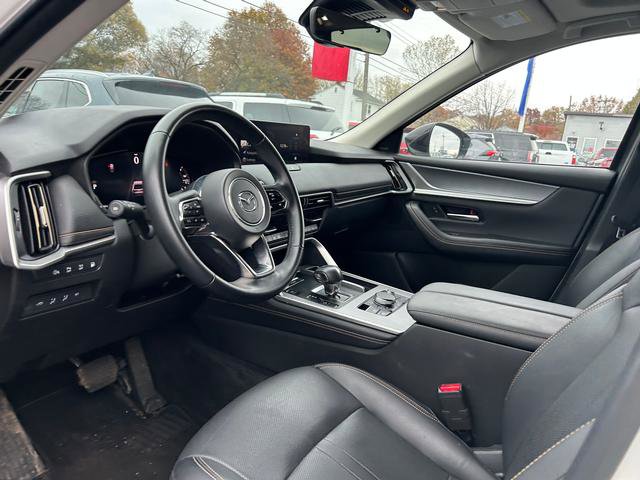 Certified 2025 MAZDA CX-70 Plug-In Hybrid w/ Premium Pkg image 10