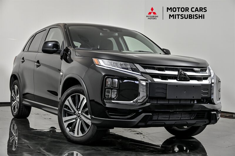 Used 2024 Mitsubishi Outlander Sport ES AWD/4WD image 1