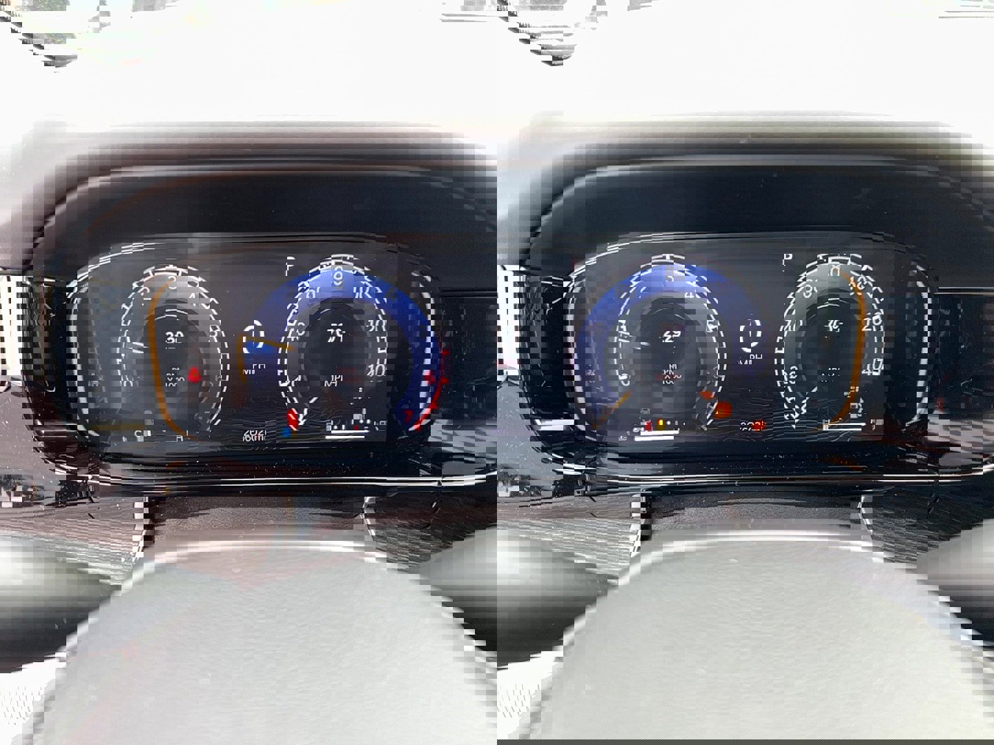 Used 2023 Jeep Wagoneer Series III w/ Preferred Equipment Group image 17