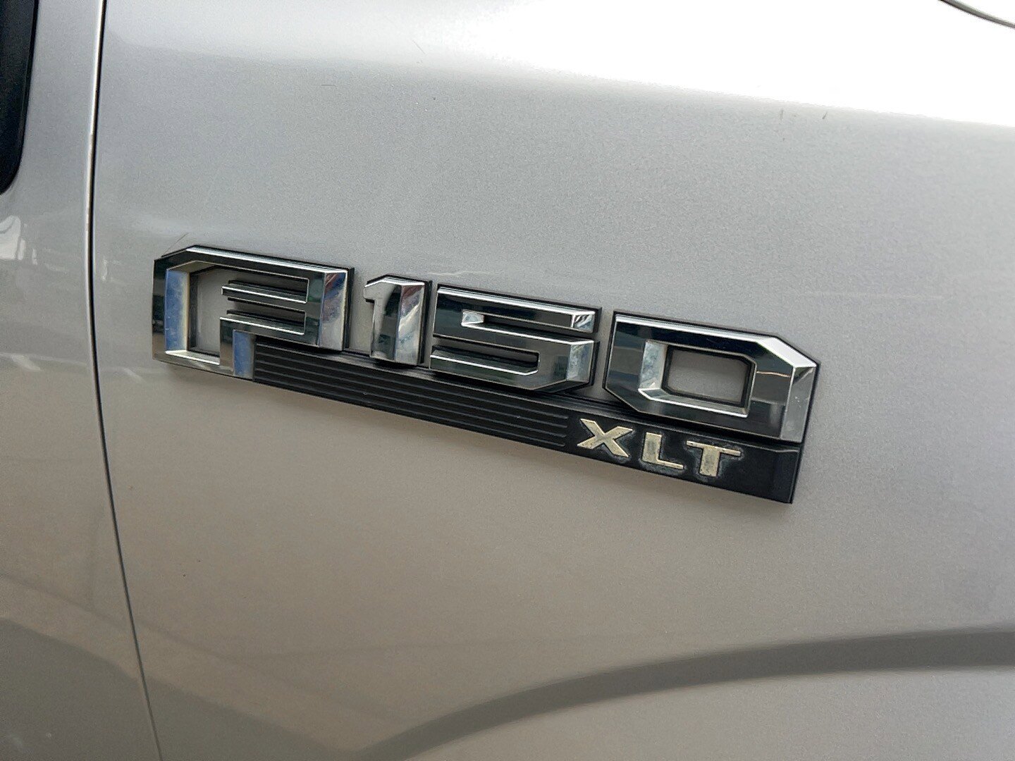 Used 2018 Ford F150 XLT image 12