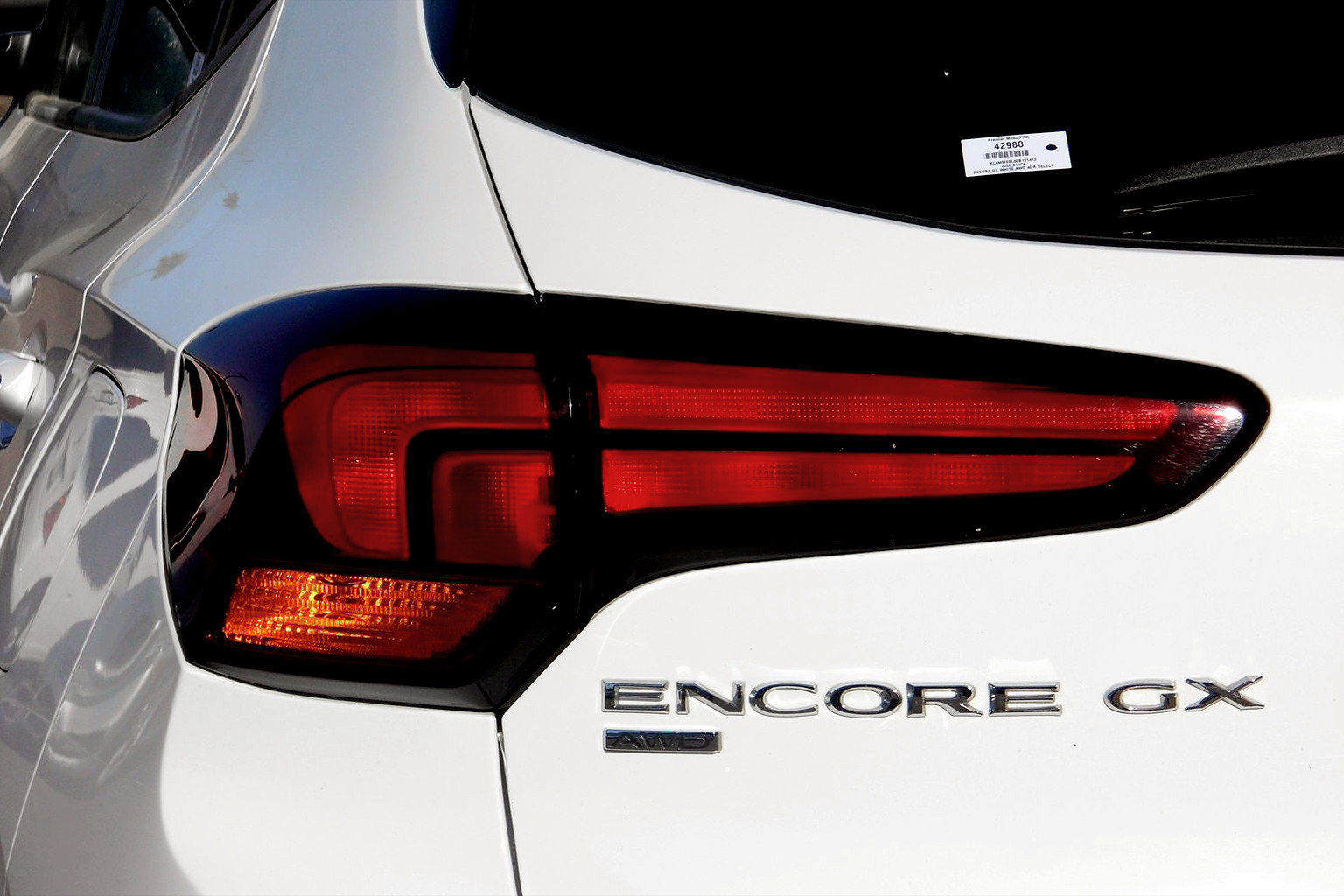 Used 2020 Buick Encore GX Select image 10