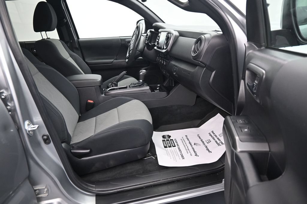 Used 2023 Toyota Tacoma TRD Sport AWD/4WD image 13