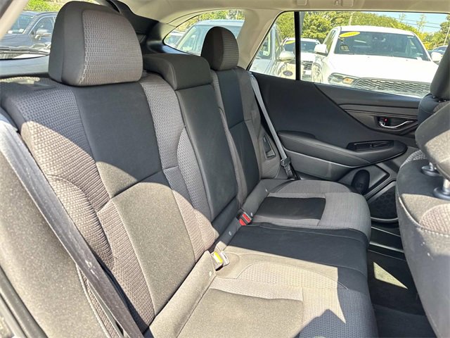 Used 2022 Subaru Outback Premium image 9