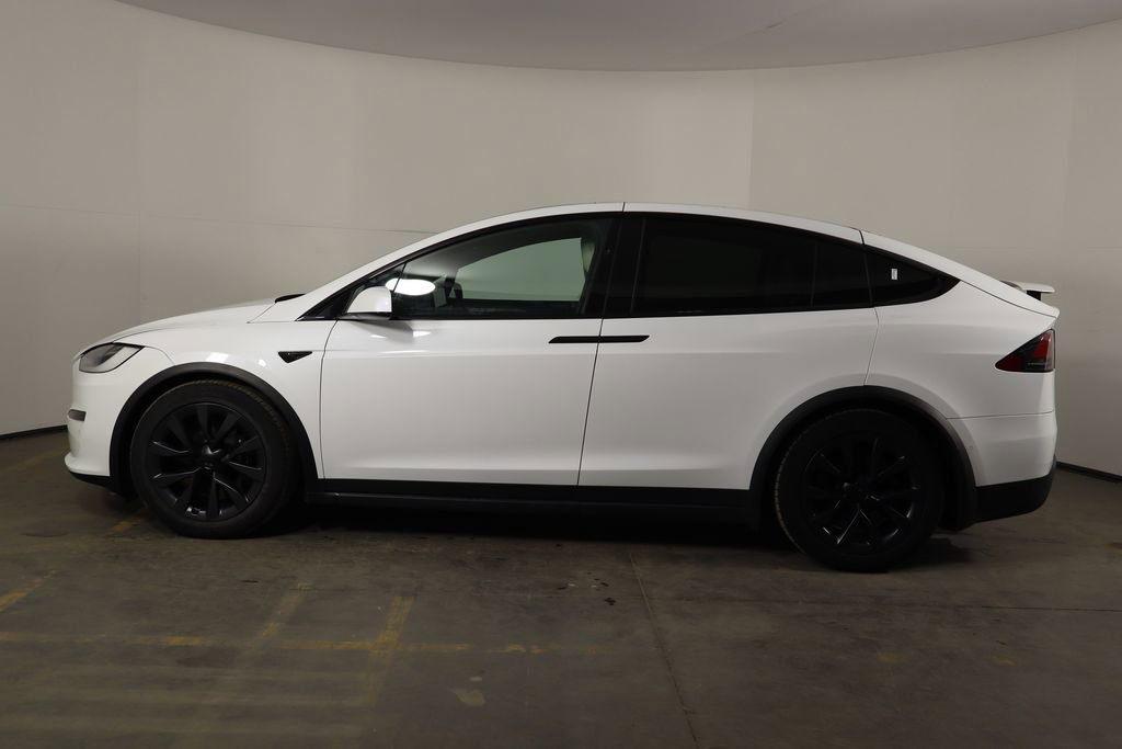 Used 2022 Tesla Model X image 39