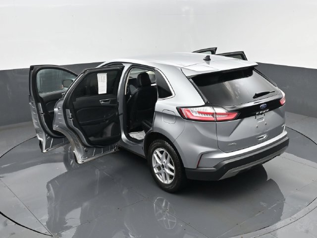 Used 2023 Ford Edge SEL AWD/4WD image 25