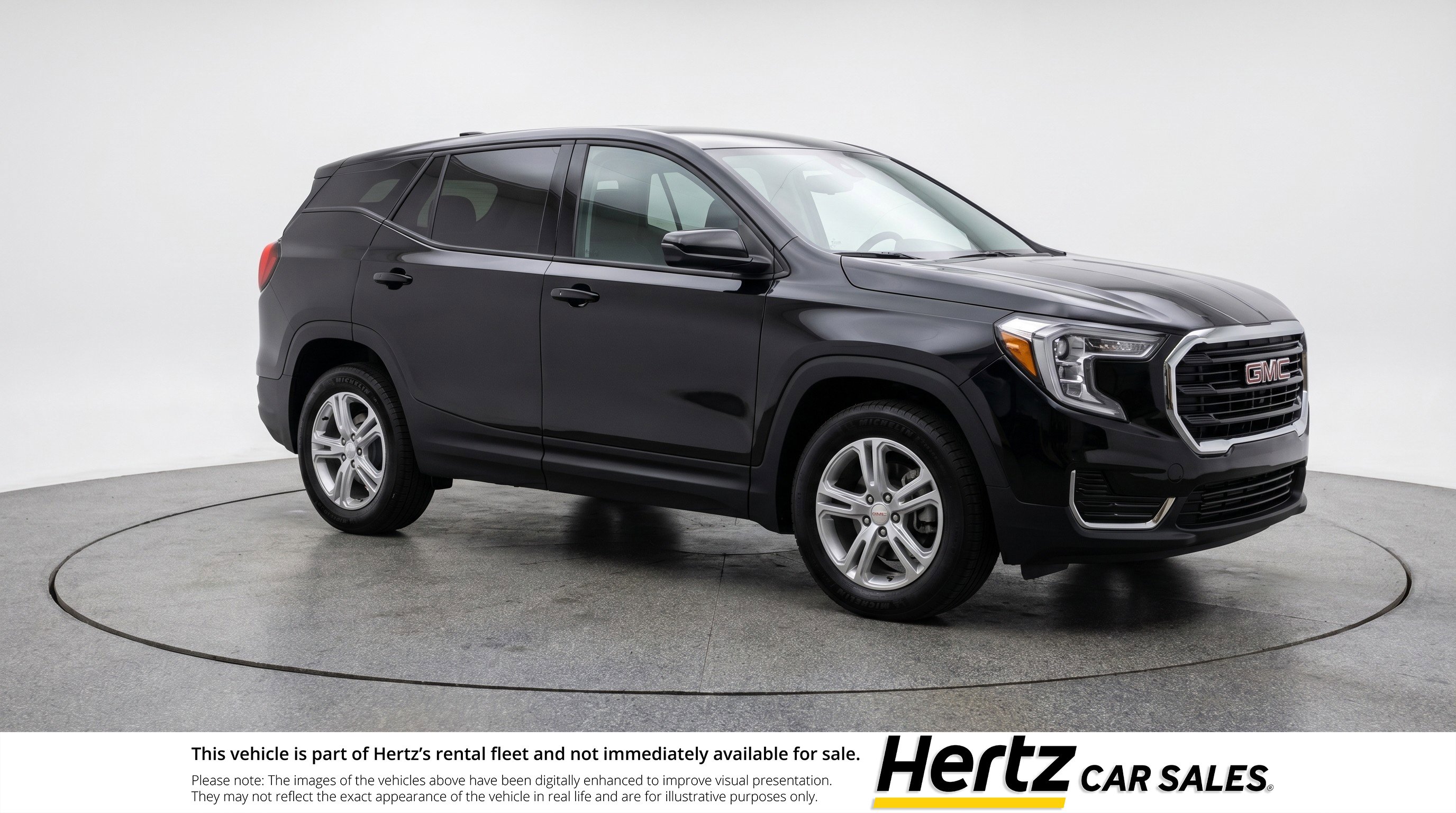 Used 2024 GMC Terrain SLE FWD image 1