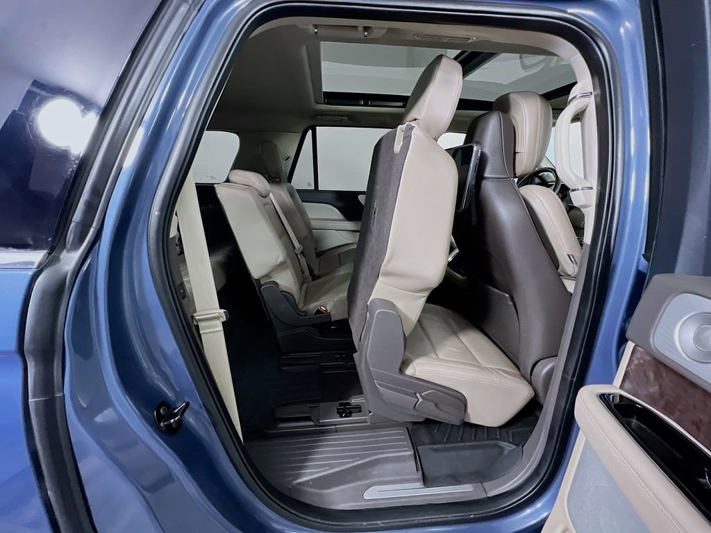 Used 2022 Lincoln Navigator L Reserve image 30