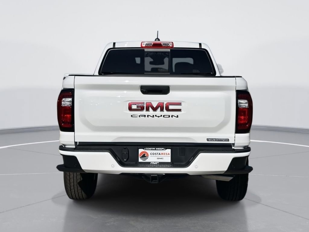 New 2026 GMC Canyon Elevation image 5