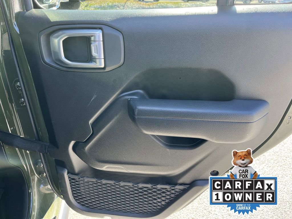 Used 2024 Jeep Wrangler Unlimited Rubicon 4xe image 18