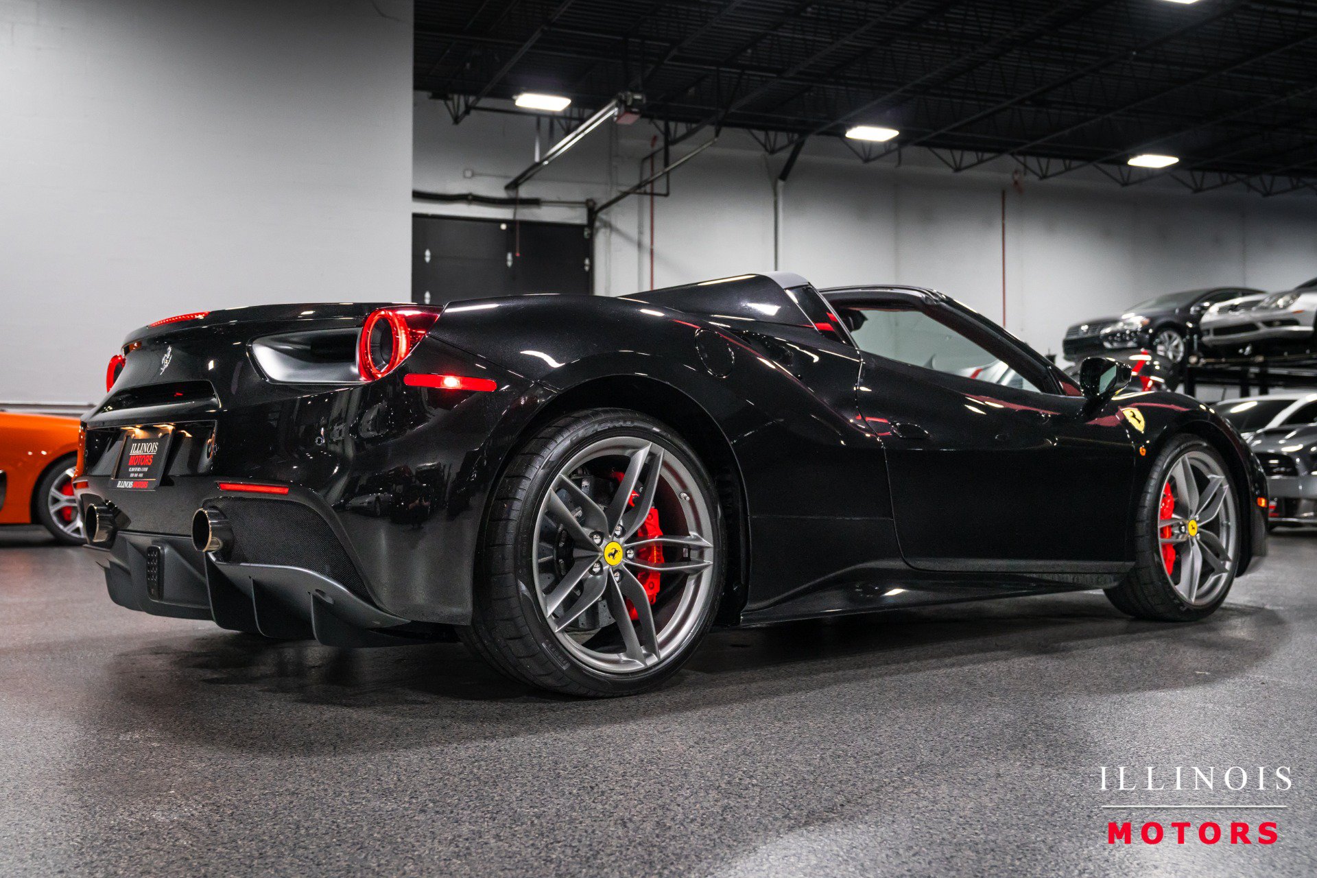 Used 2019 Ferrari 488 Spider RWD image 5