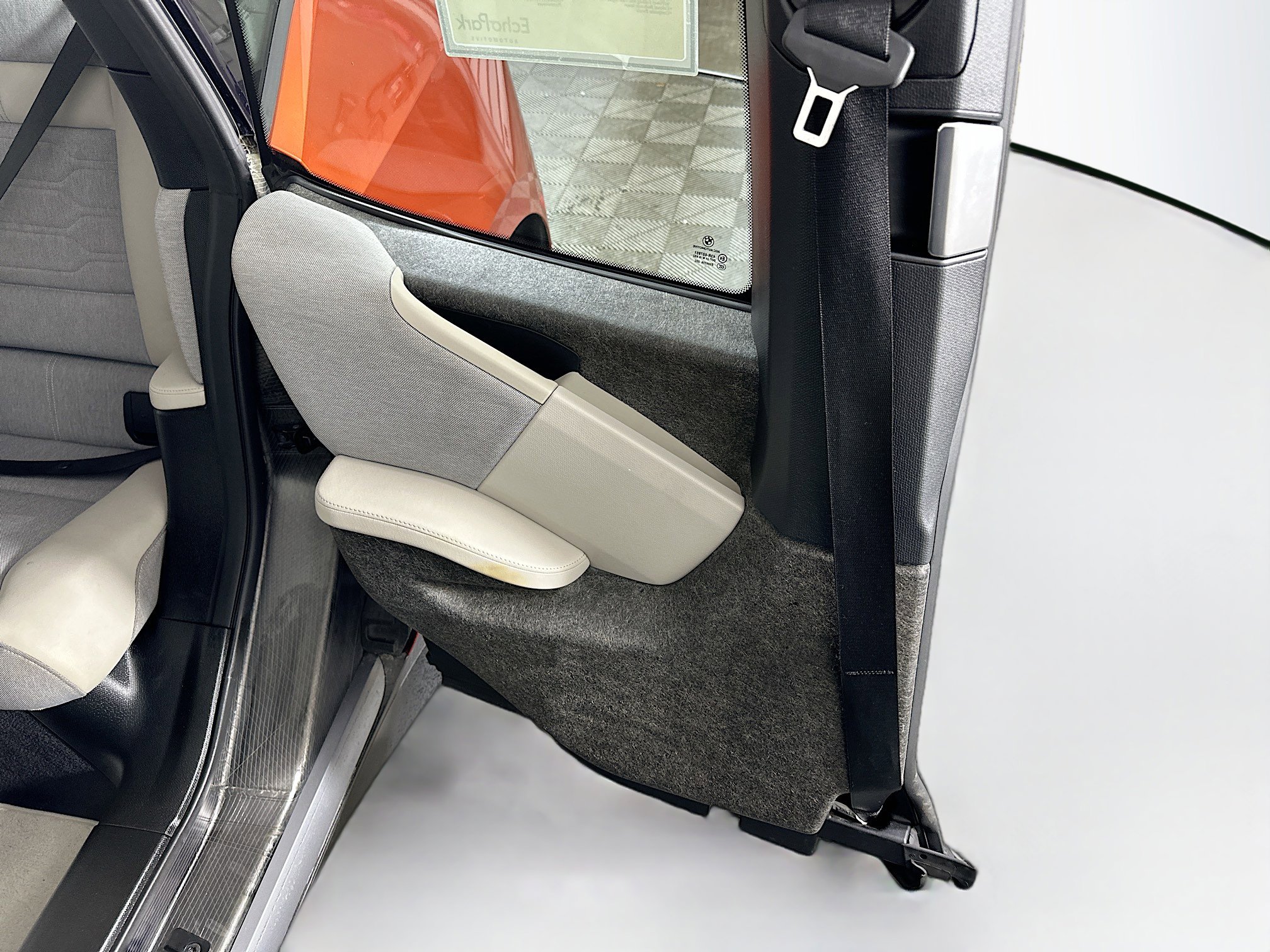 Used 2014 BMW i3 w/ Range Extender image 25